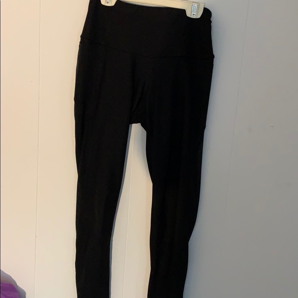 90 Degree pocket black mesh leggings
